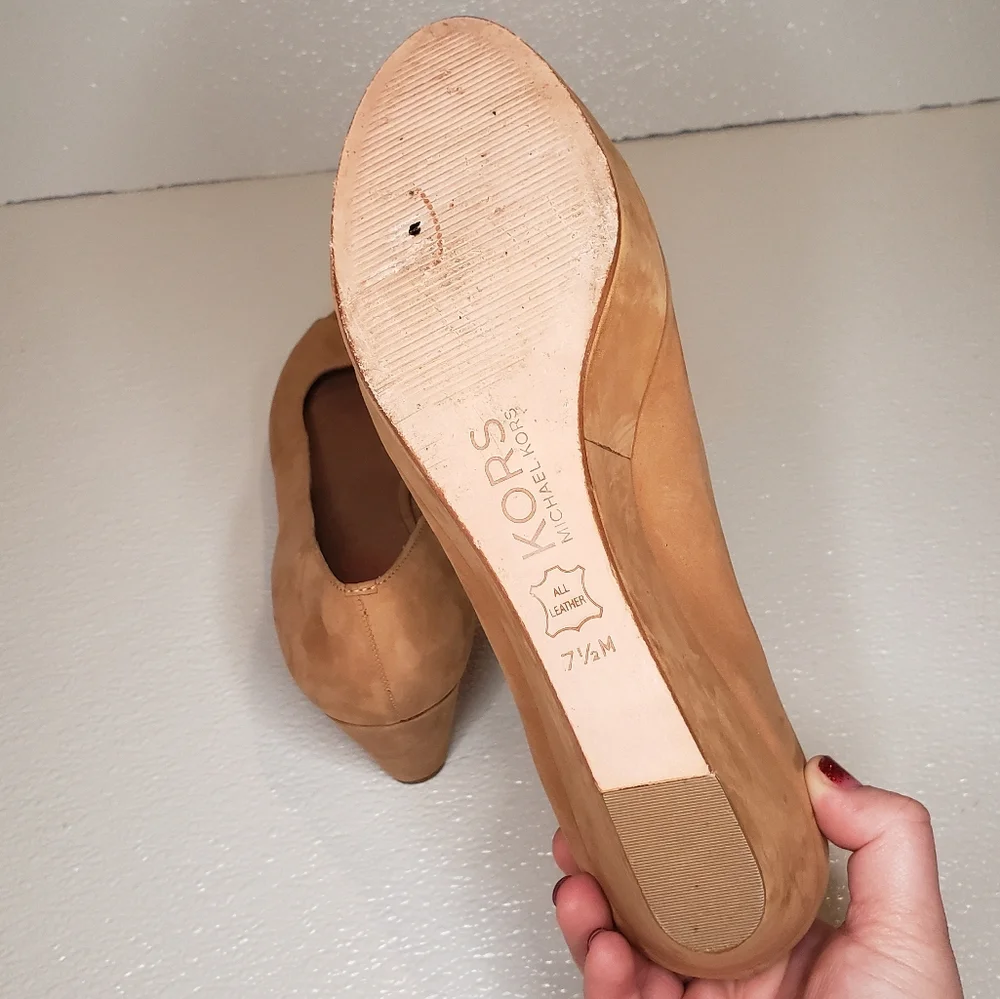 Michael Kors Suede Tan Platform Wedge Heel sandals